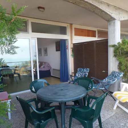 Holiday home Aurora *