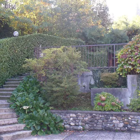 Aurora Holiday home Baveno